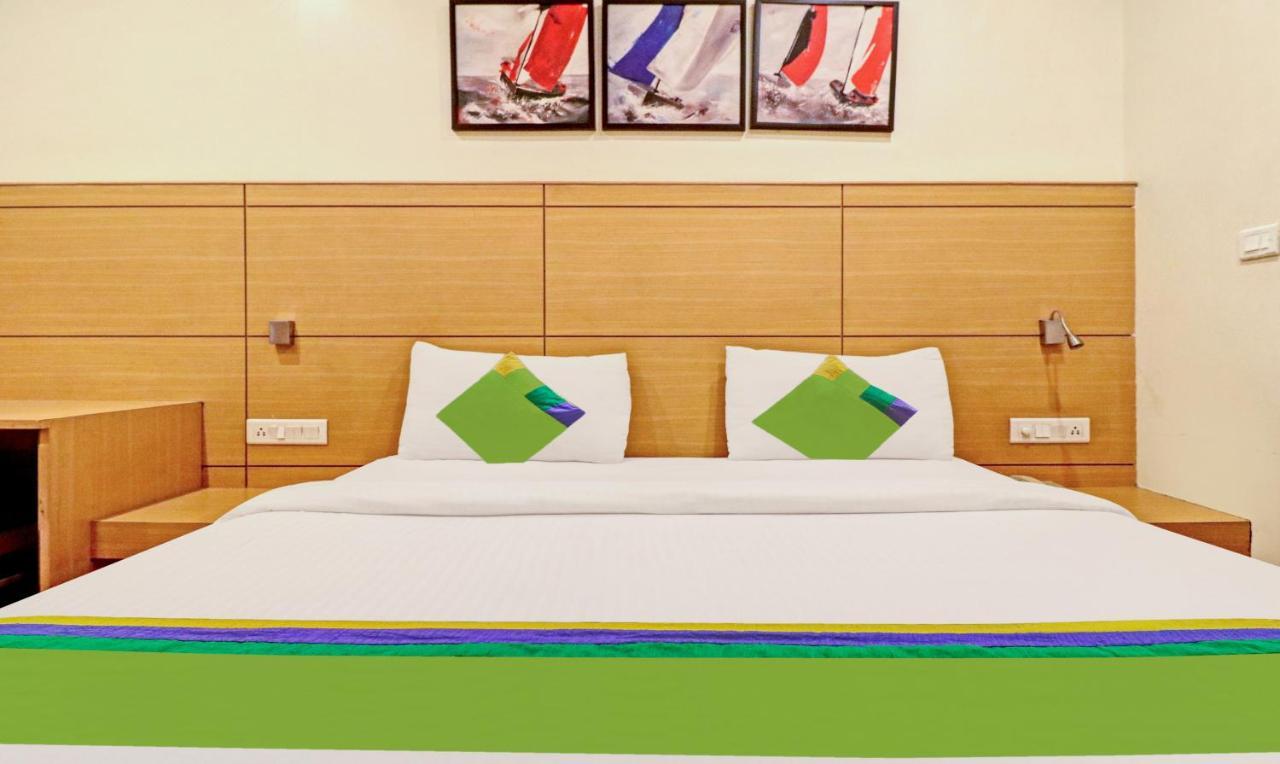 Treebo Galaxy Rooms Nuova Delhi Esterno foto