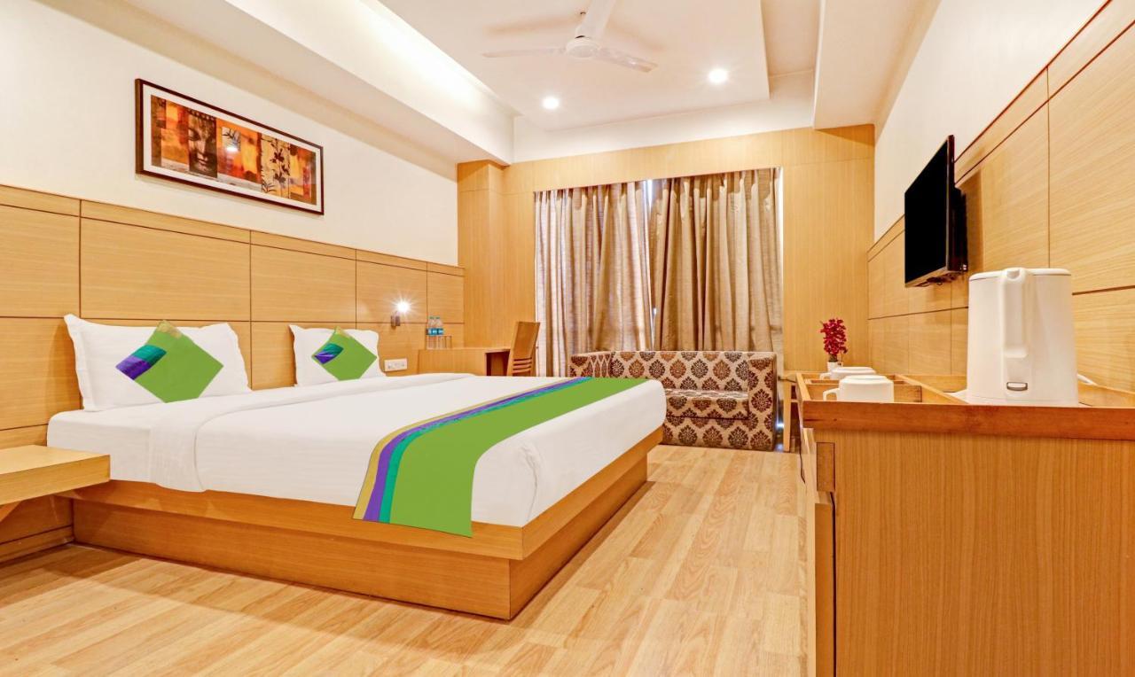 Treebo Galaxy Rooms Nuova Delhi Esterno foto