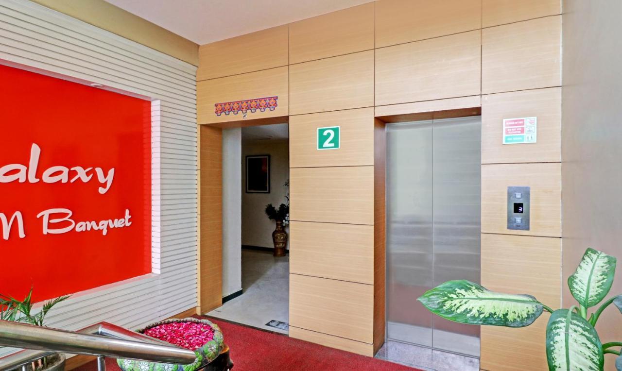Treebo Galaxy Rooms Nuova Delhi Esterno foto